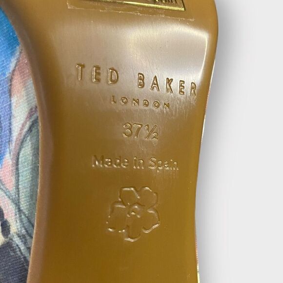 Ted Baker London Rymiiah Multicolor Art Print Court Heels w/ Bow Womens size 7.5 - Picture 11 of 12
